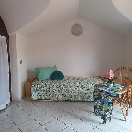 Francesco 2C Appartement *